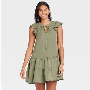 Flutter short sleeve tiered dress